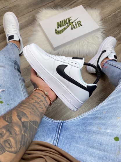 NIKE AIRFORCE CABALLERO