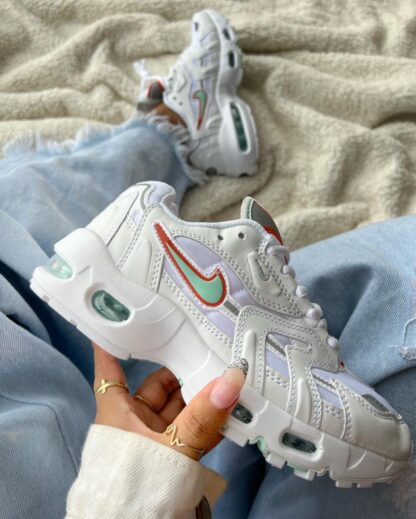 NIKE DAMA
