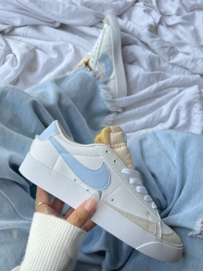 NIKE DAMA