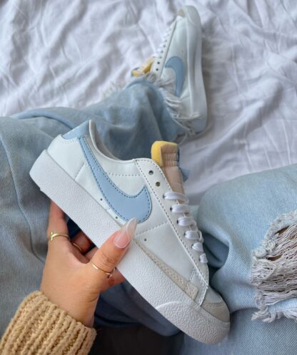 NIKE BLAZZER BAJA