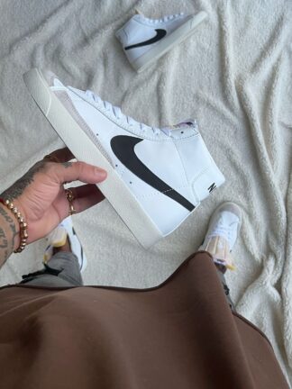 NIKE BLAZZER CABALLERO
