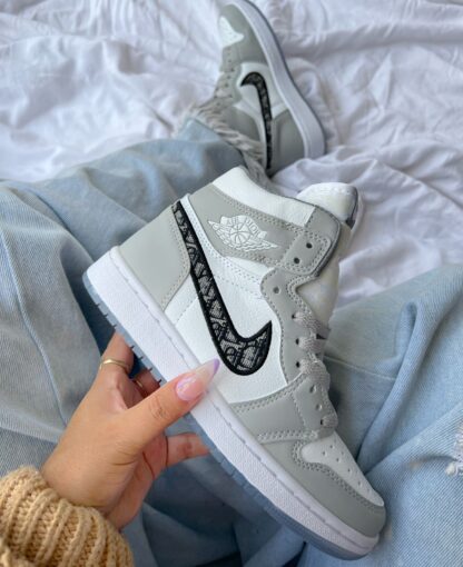 NIKE JORDAN DAMA