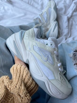 NIKE DAMA
