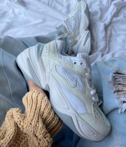 NIKE DAMA