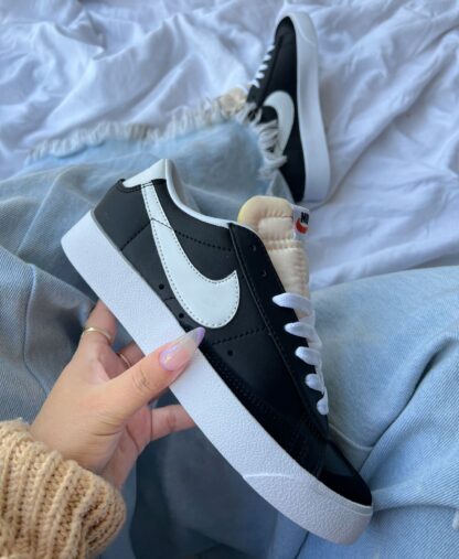 NIKE BLAZZER DAMA - Imagen 2
