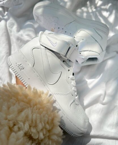 NIKE BOTA DAMA