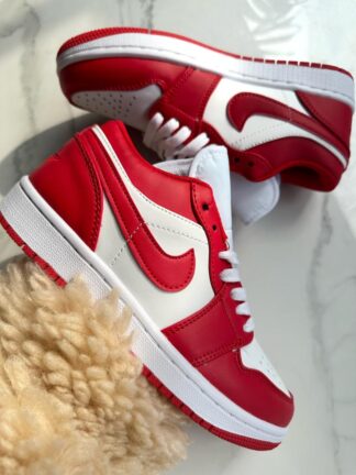 NIKE DAMA