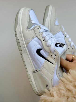 NIKE    DAMA