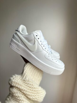 NIKE DAMA