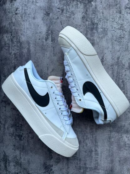 NIKE BLAZER DAMA - Imagen 2