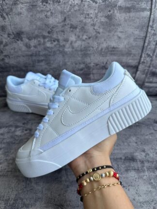 NIKE BLAZER DAMA