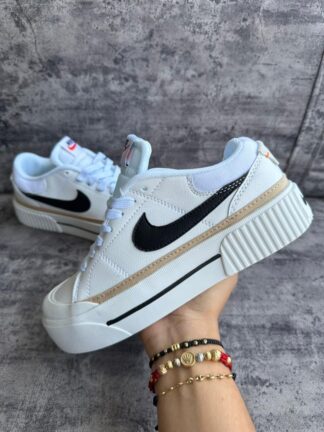 NIKE BLAZER DAMA