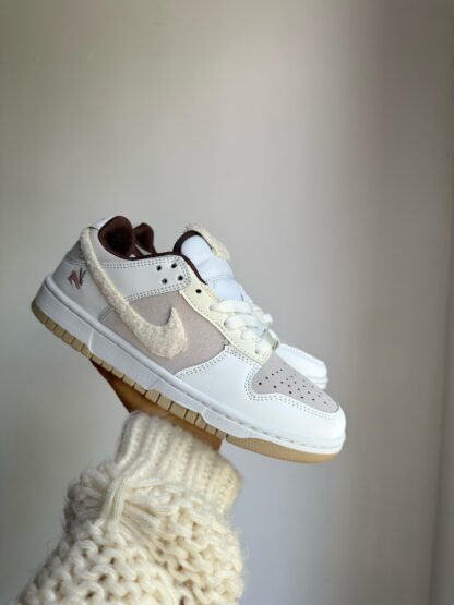 NIKE DAMA