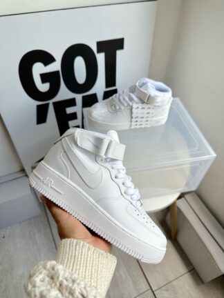 NIKE BOTA DAMA