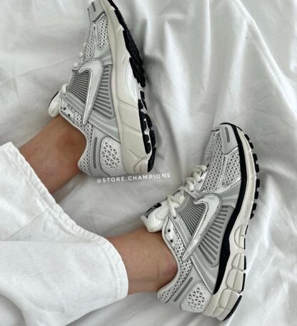 NIKE DAMA