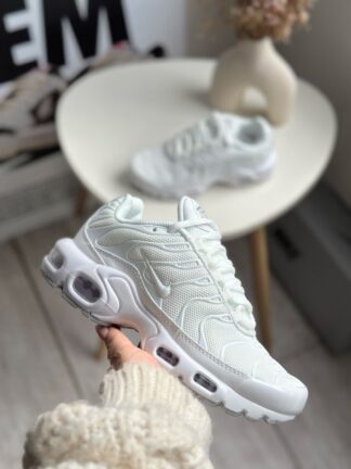 NIKE DAMA