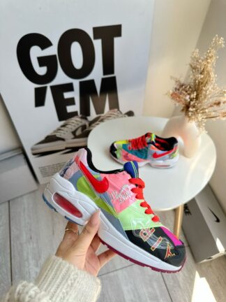 NIKE DAMA