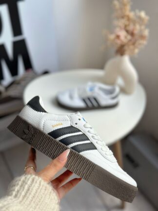 ADIDAS SAMBA DAMA