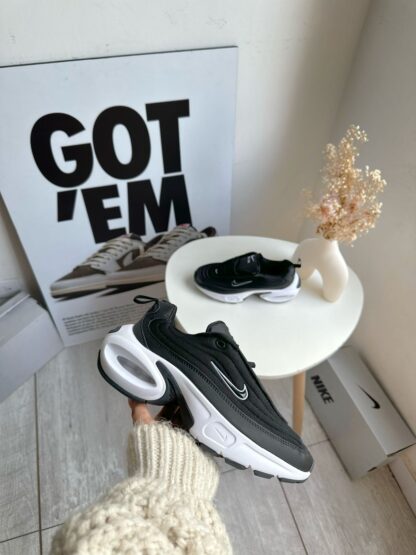 NIKE DAMA