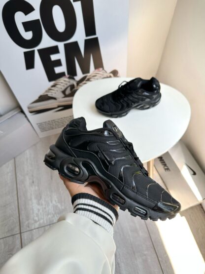 NIKE CABALLERO