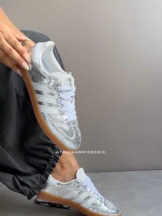 ADIDAS  SAMBA PLATEADA DAMA