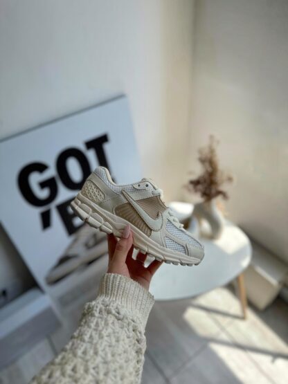 NIKE DAMA