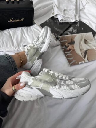 NIKE DAMA