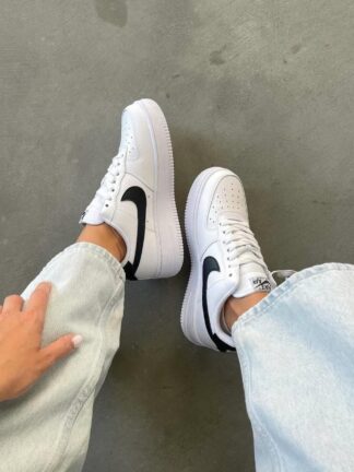 NIKE DAMA