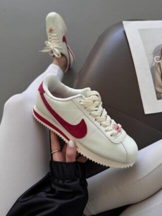 NIKE DAMA