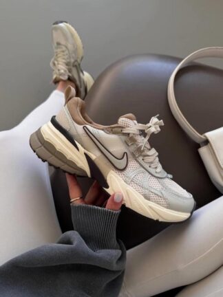 NIKE DAMA