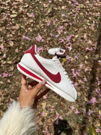 NIKE DAMA