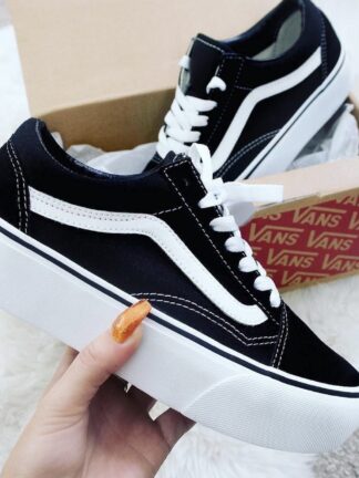 VANS  CLASICA  PLATAFORMA DAMA