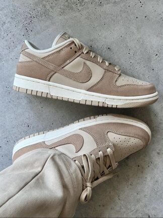 NIKE SB DAMA