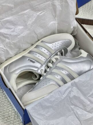 ADIDAS DAMA METALICA