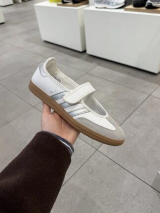 ADIDAS  JANE  DAMA