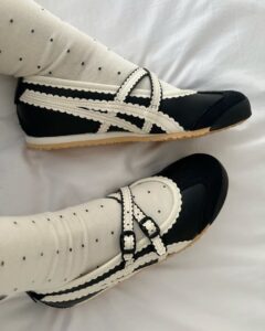 ONITSUKA TIGER MEXICO 66