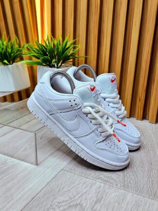 NIKE SB ORANGE LABEL