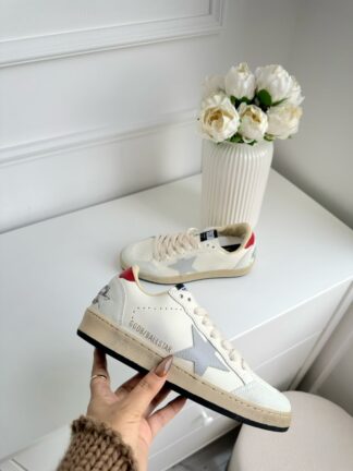 GOLDEN GOOSE