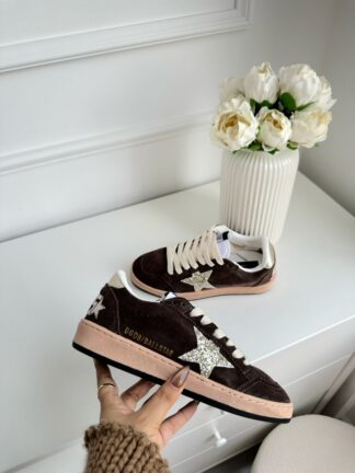 GOLDEN GOOSE