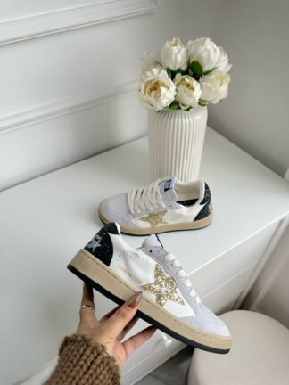 GOLDEN GOOSE